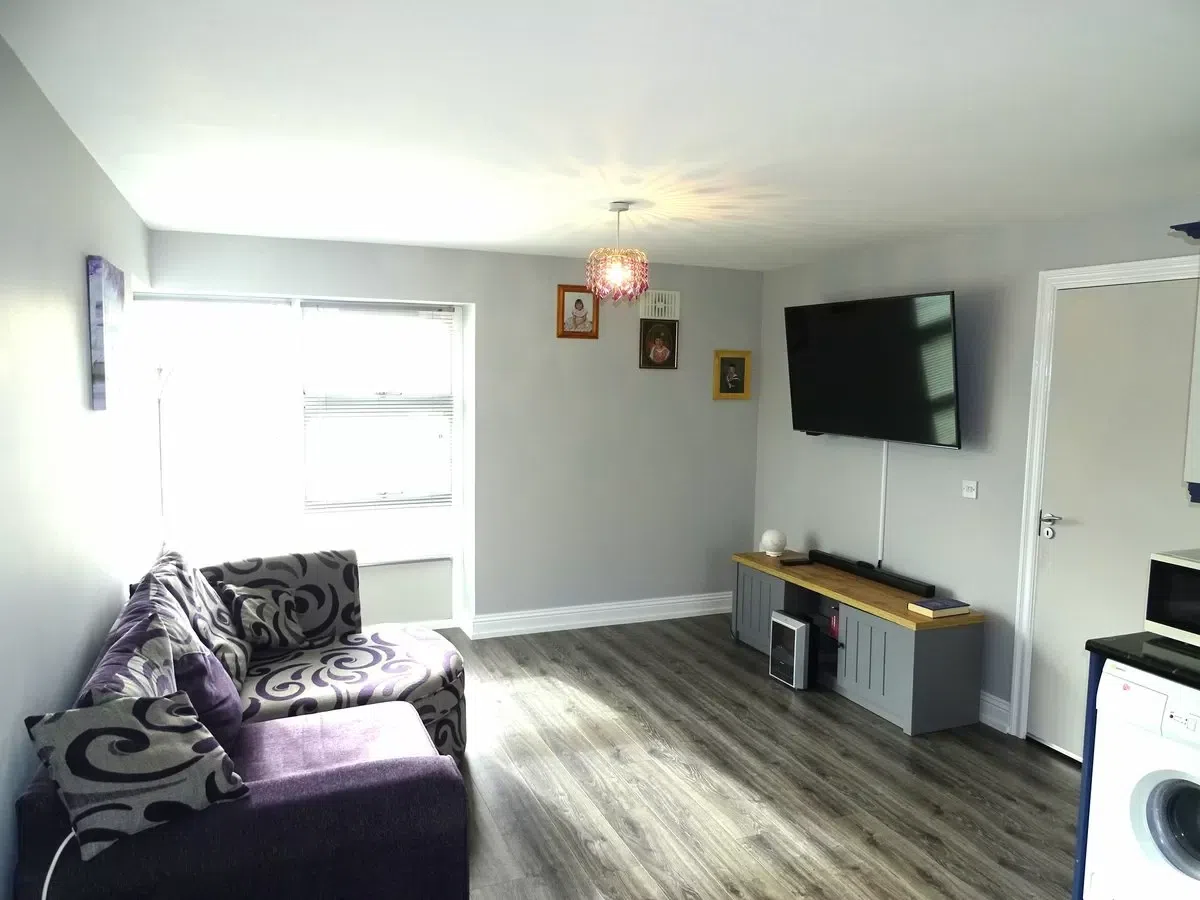 14 College Court, Mountrath Road, Portlaoise, Co. Laois, historical listing image 2