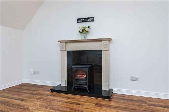 Apt 16, Block B, Maryfield Court, Naas, Kildare, historical listing image 5