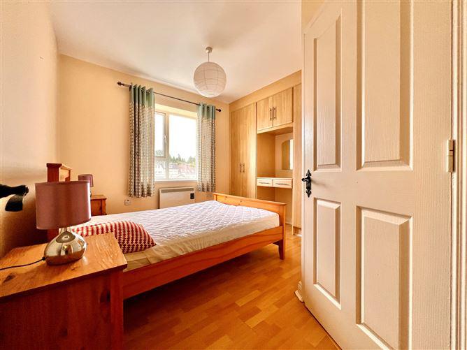 13 Carnagh House, Ard Ri, Athlone East, Westmeath, historical listing image 3