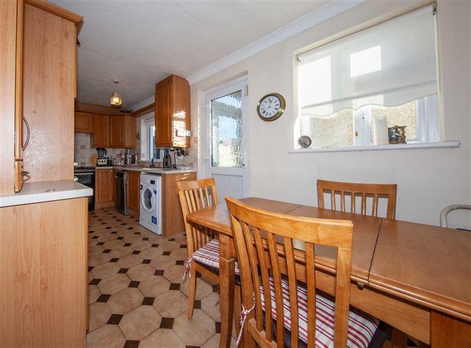32 Cromcastle Green, Kilmore West, D05 H593, Kilmore, Dublin 5, D05H593, historical listing image 5