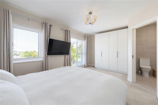 25 Graydon Road, Main Street, Newcastle, Co.Dublin, historical listing image 6