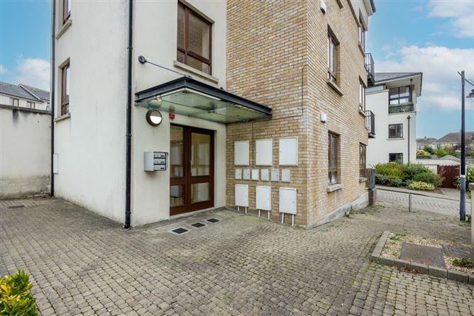 4 The Close, Lakepoint, Old Dublin Road, Mullingar, Westmeath, historical listing image 2