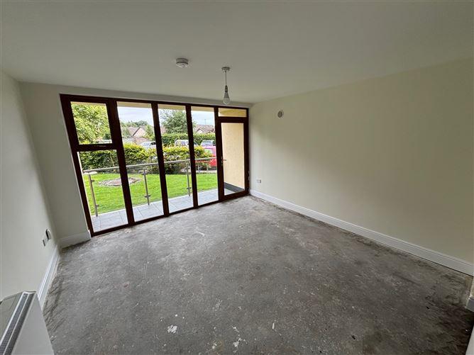 59 Riverdale, Oranmore, Galway, historical listing image 3