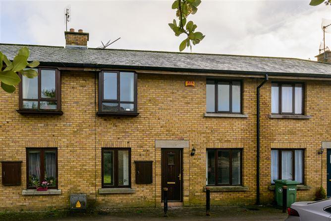8, House Market Square, Old, Co. Louth, historical listing image 2