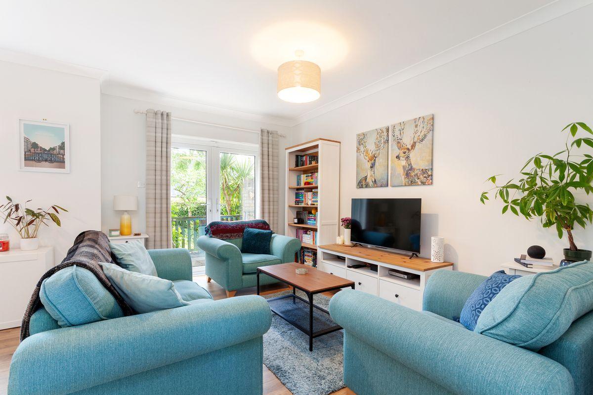 25 The Courtyard, Clonsilla Road, Clonsilla, Dublin 15, historical listing image 2