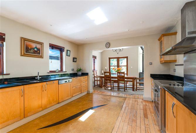 4, Blackglen Court, Dublin 18, historical listing image 5