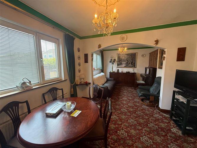 17, Calderwood Court, Dublin 4, historical listing image 3