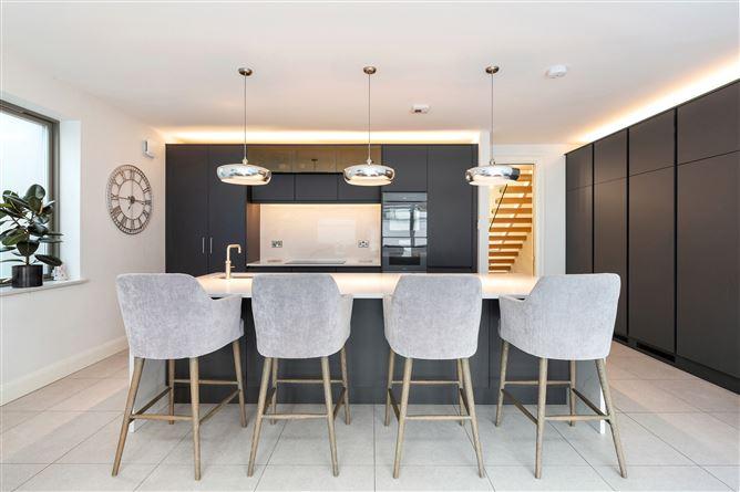 132 Dublin Road, Sutton, Dublin 13, D13CFX9, historical listing image 6