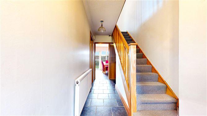 195 Moyville, Rathfarnham, Dublin 16, historical listing image 2