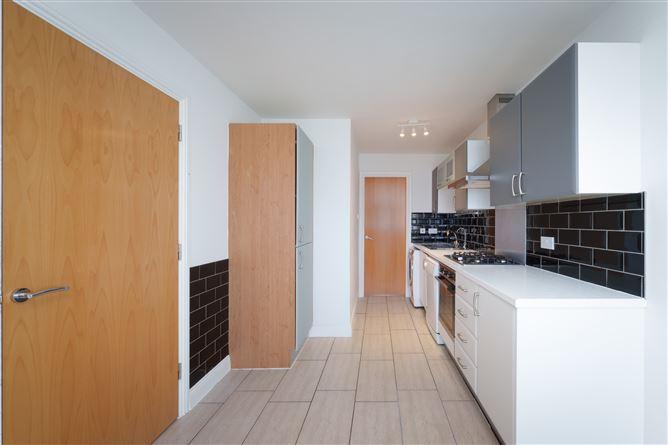 83, Hunters Avenue, Dublin 24, historical listing image 4