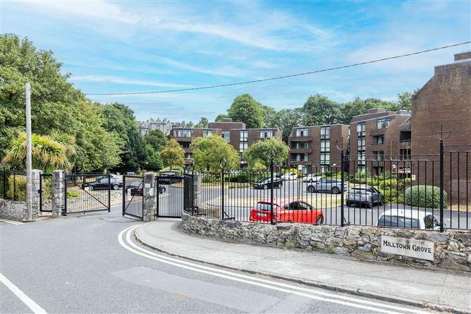 Apt 16 Milltown Grove , Dundrum, Dublin 14, historical listing image 4