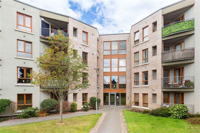 105 An Crannog, Granitefield Manor, Dun Laoghaire, Co. Dublin, historical listing image 1
