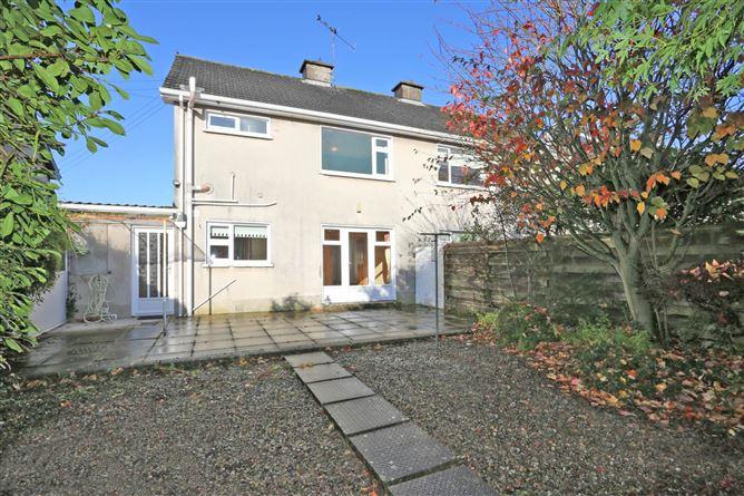 2 Cherry Avenue, Caherdavin Lawn, Caherdavin, Limerick, historical listing image 3