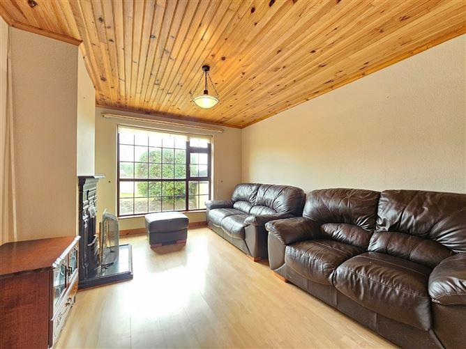 18 Fiach Rua, Connolly, Ennis, Co. Clare, historical listing image 3