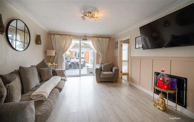 27, Greencastle Crescent, Dublin 17, historical listing image 6