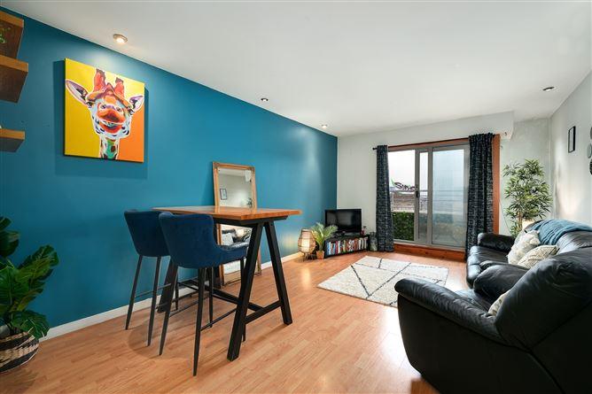 Apt 6 Pier 19, Bridgefoot St, Dublin 8, County Dublin, historical listing image 4