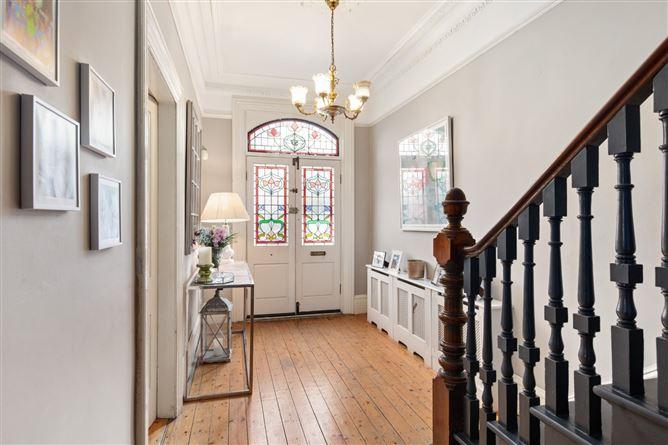 Craig More, 57, Anglesea Road, Dublin 4, historical listing image 3