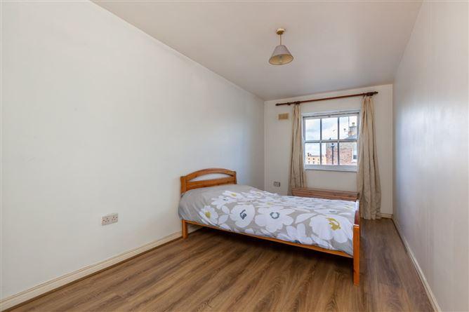80 Russell House, 33 Mountjoy Square, Dubin 1, D01, Dublin 1, D01R205, historical listing image 3