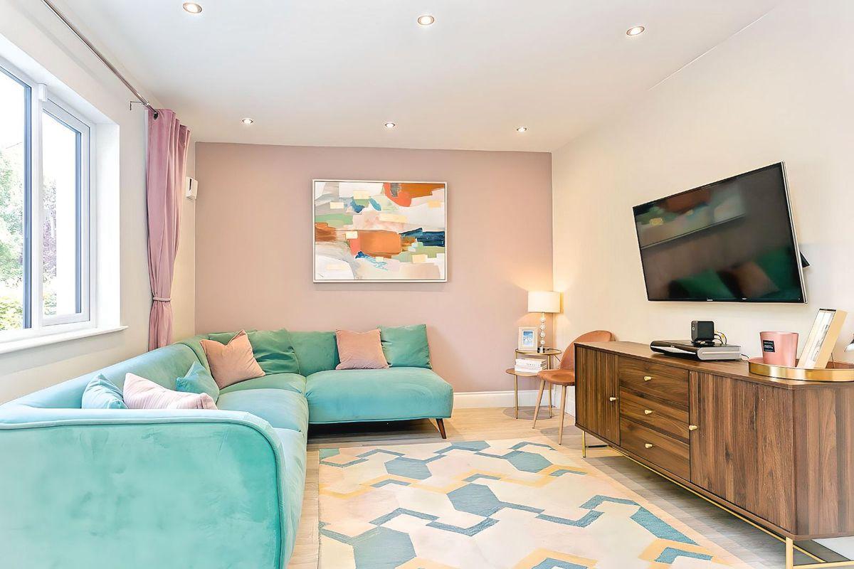 13 Ashgrove, Kill Avenue, Dun Laoghaire, Co. Dublin, A96T211, historical listing image 4