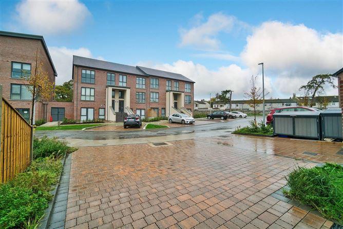 42, Hereford Park, Castle, Co. Kildare, historical listing image 2