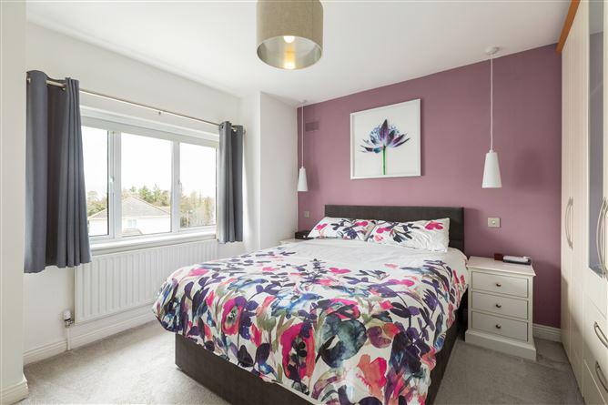 1 Cruagh Court, Dublin 18 , Stepaside, Dublin 18, historical listing image 6