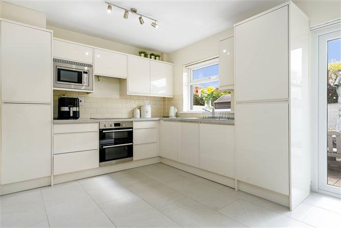 7, Oak Drive, Dublin 9, historical listing image 6