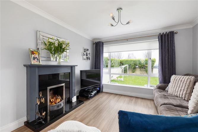 18, Sugarloaf Crescent, Co. Wicklow, historical listing image 3