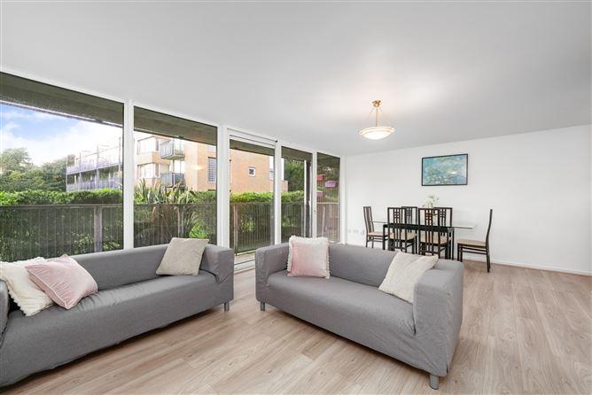 Apartment 17 Griffith Hall, Block B, Glandore Road, Drumcondra, Dublin 9, historical listing image 1