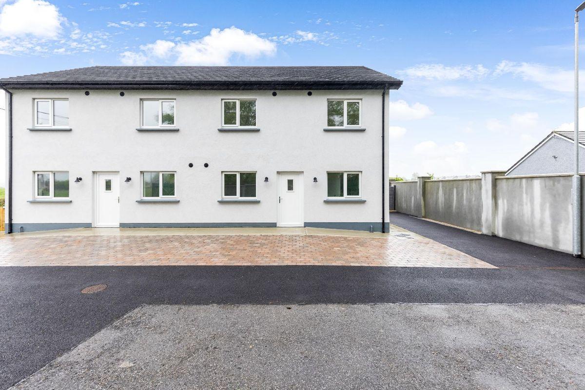 9 Glentara, Roscrea, Roscrea, Co. Tipperary, E53CX85, historical listing image 1
