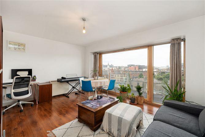 10 Block 15 Gallery Quay, Grand Canal Dock, Dublin 2, historical listing image 3