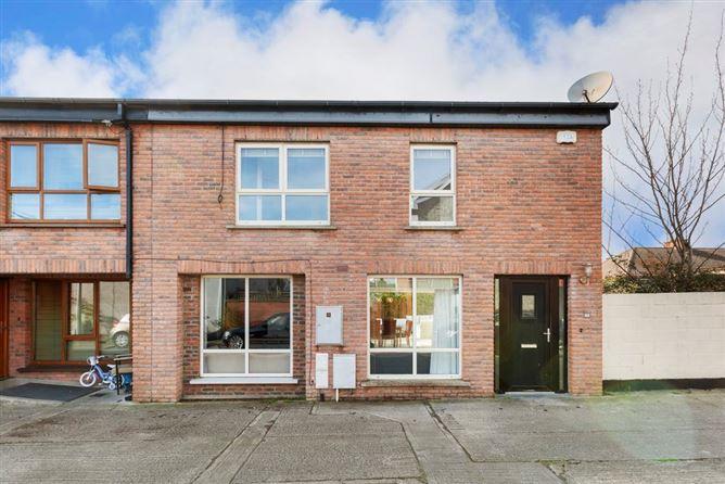 8 Abbeyfield Lawns, Killester,   Dublin 5, historical listing image 2