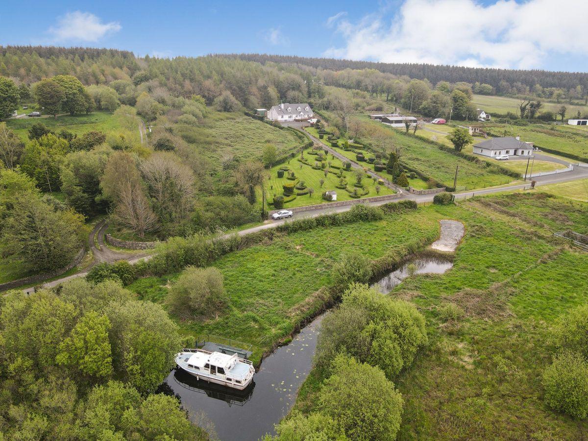 Carrigeen Lodge, Carrigeen, Kilglass, Co. Roscommon, F42D732, historical listing image 3