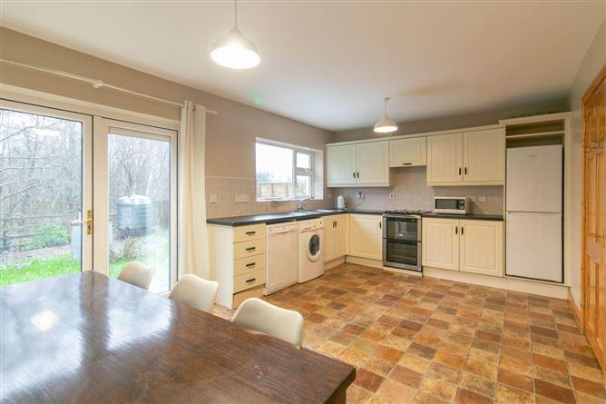 9 Bothar Glas, Ballyconnell, County Cavan, historical listing image 4