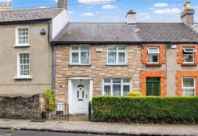 1 Sarsfield Terrace, Lower Main Street, Lucan, County Dublin, historical listing image 1