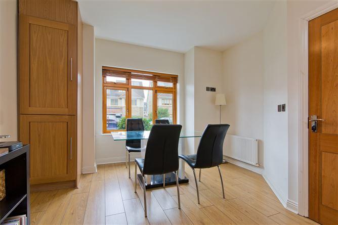 18 Stocking Wood Walk, Stocking Avenue, Rathfarnham, Dublin 16, historical listing image 5