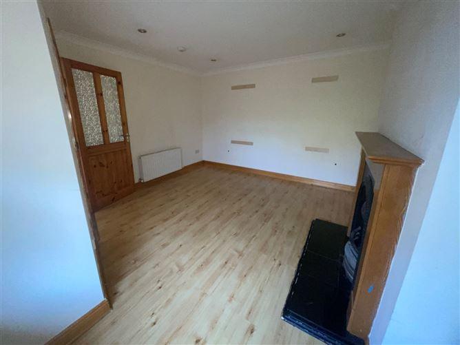15, Grand Canal Court, Co. Offaly, historical listing image 6