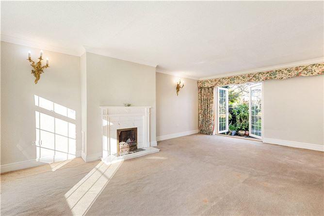94 Cherrywood, Loughlinstown, Co. Dublin, historical listing image 4