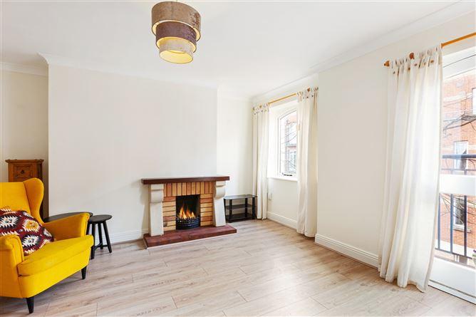 apt 51, new row sq, dublin, historical listing image 2