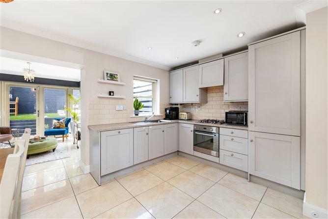10, Tapton Murphystown Road, Dublin 18, historical listing image 4