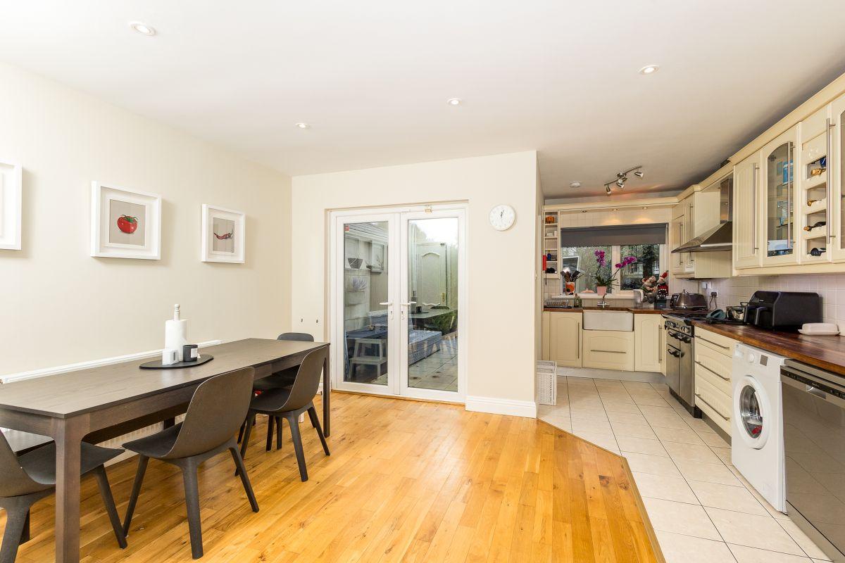 6 Beach View, Del Val Avenue, Sutton, Dublin 13, D13WK61, historical listing image 6