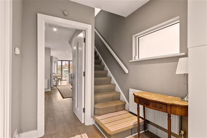 14, College Park, Co. Dublin, historical listing image 2