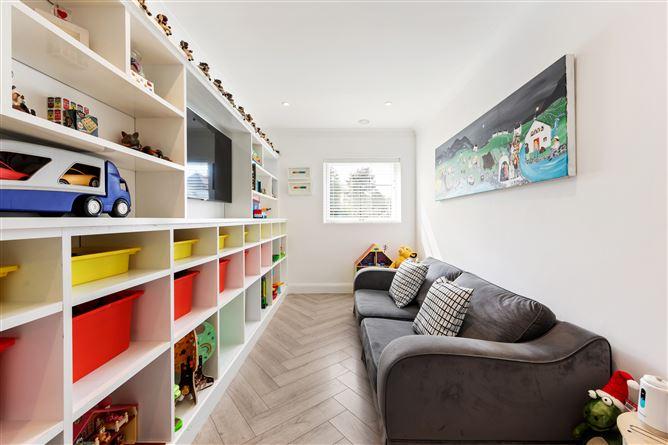 13 Hampton Crescent, St Helen's Wood, Booterstown, Co. Dublin, historical listing image 5