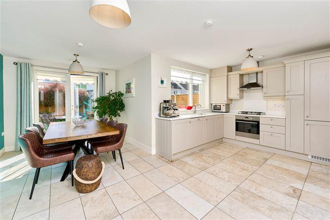13, Hamilton Park, Diswellstown, Dublin 15, historical listing image 4