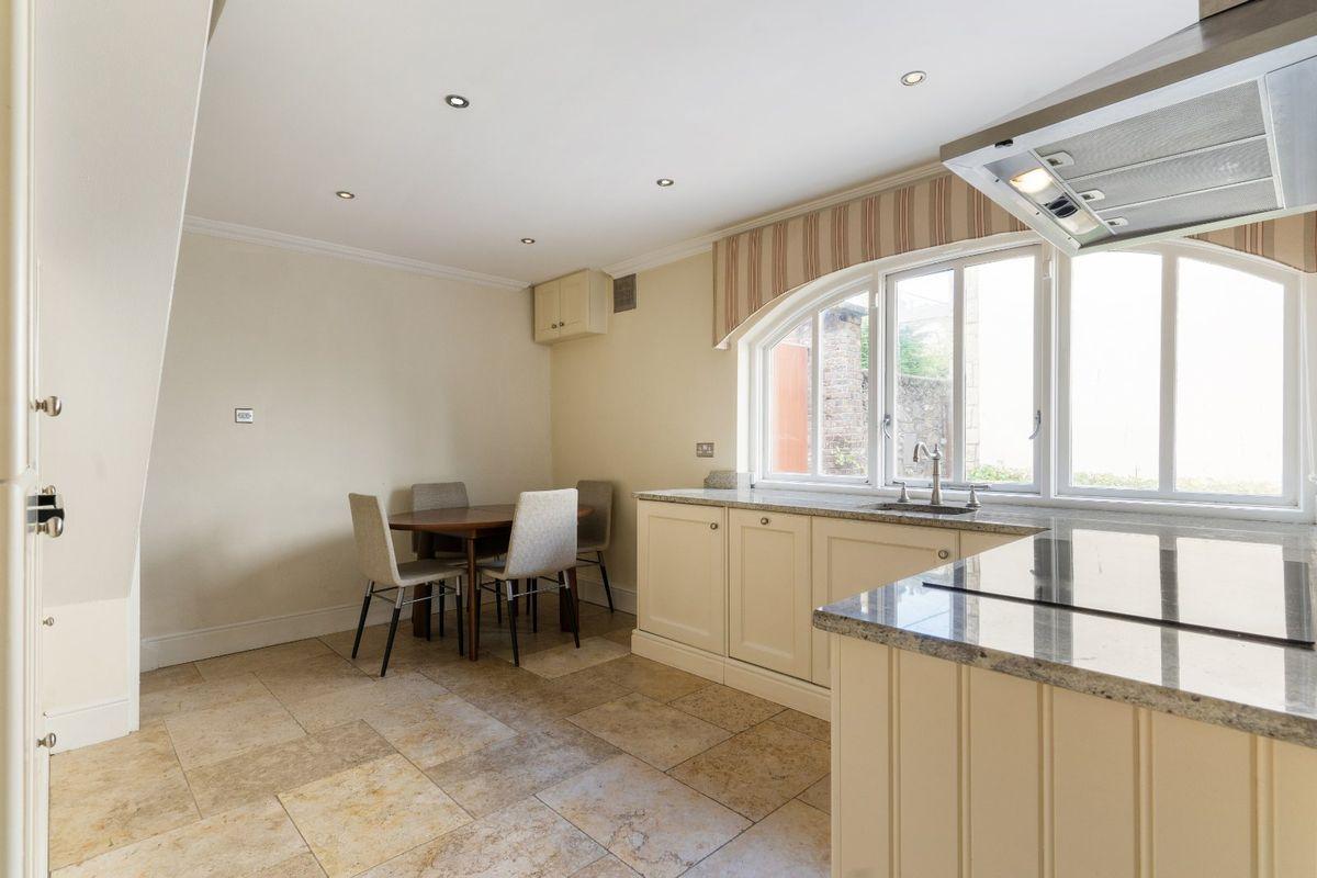 49 Pembroke Lane, Ballsbride, Dublin 4, D04X5N6, historical listing image 5