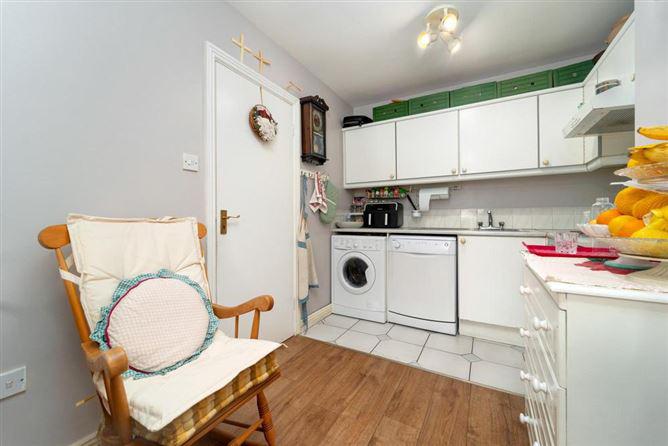 10 Fairview Avenue, Fairview, Dublin 3, historical listing image 5