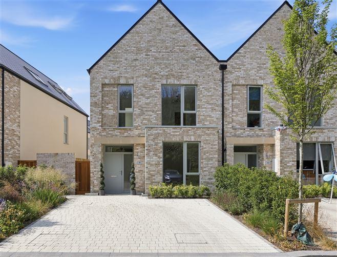 9 Blackcaps Grove, Auburn Woods, Malahide, historical listing image 2