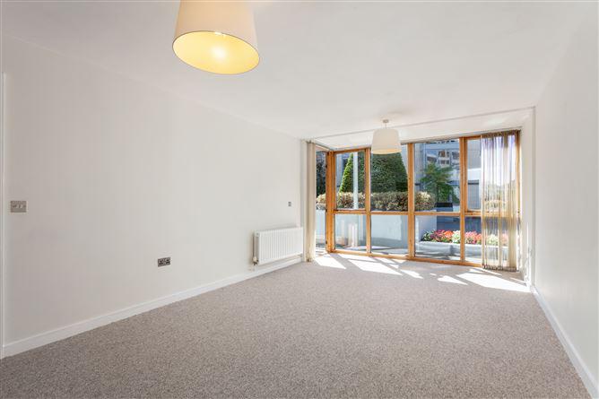 68 The Clayton, The Gasworks, South Lotts Road, Ballsbridge, Dublin 4, historical listing image 5