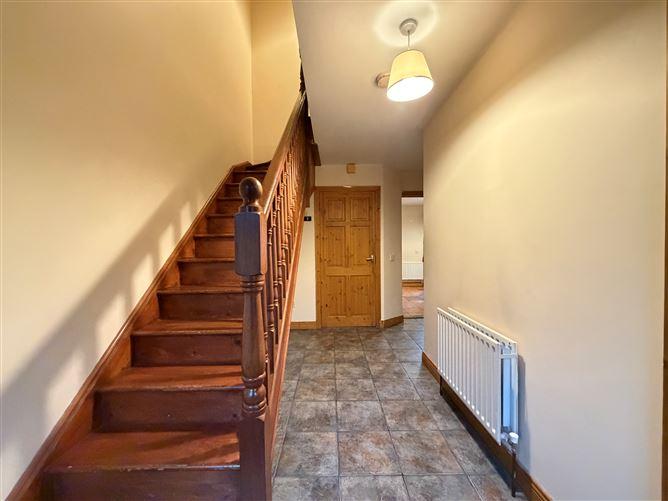 No. 5 Oaksview, Turough Road , Castlebar, Mayo, historical listing image 2