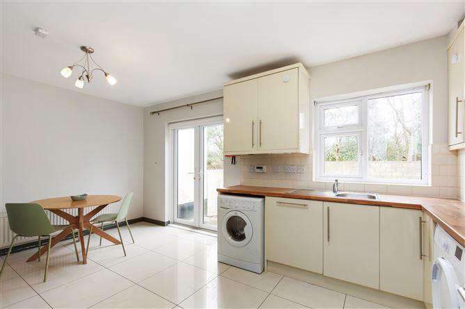 79 Roebuck Castle, Clonskeagh, Dublin 14, historical listing image 6