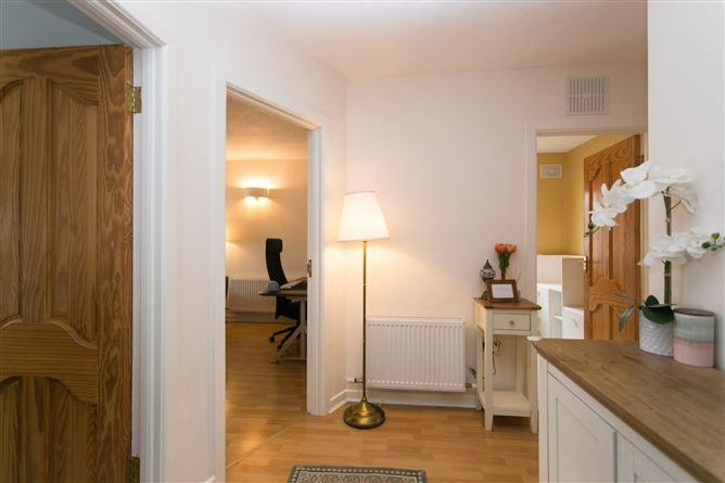 8, Prospect Lawn, Dublin 18, historical listing image 2